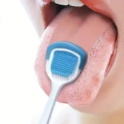 مسواک تمیز کننده زبان